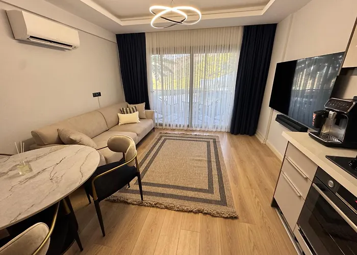 Apartmán Stylish Lounge With Pool & Views Fethiye