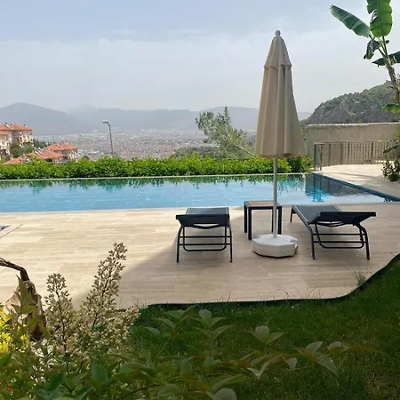 Stylish Lounge With Pool & Views * 费特希耶